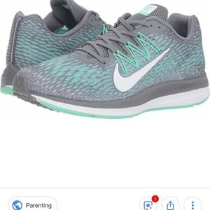 Nike Zion Winflo 5 shoes - never taken out of box